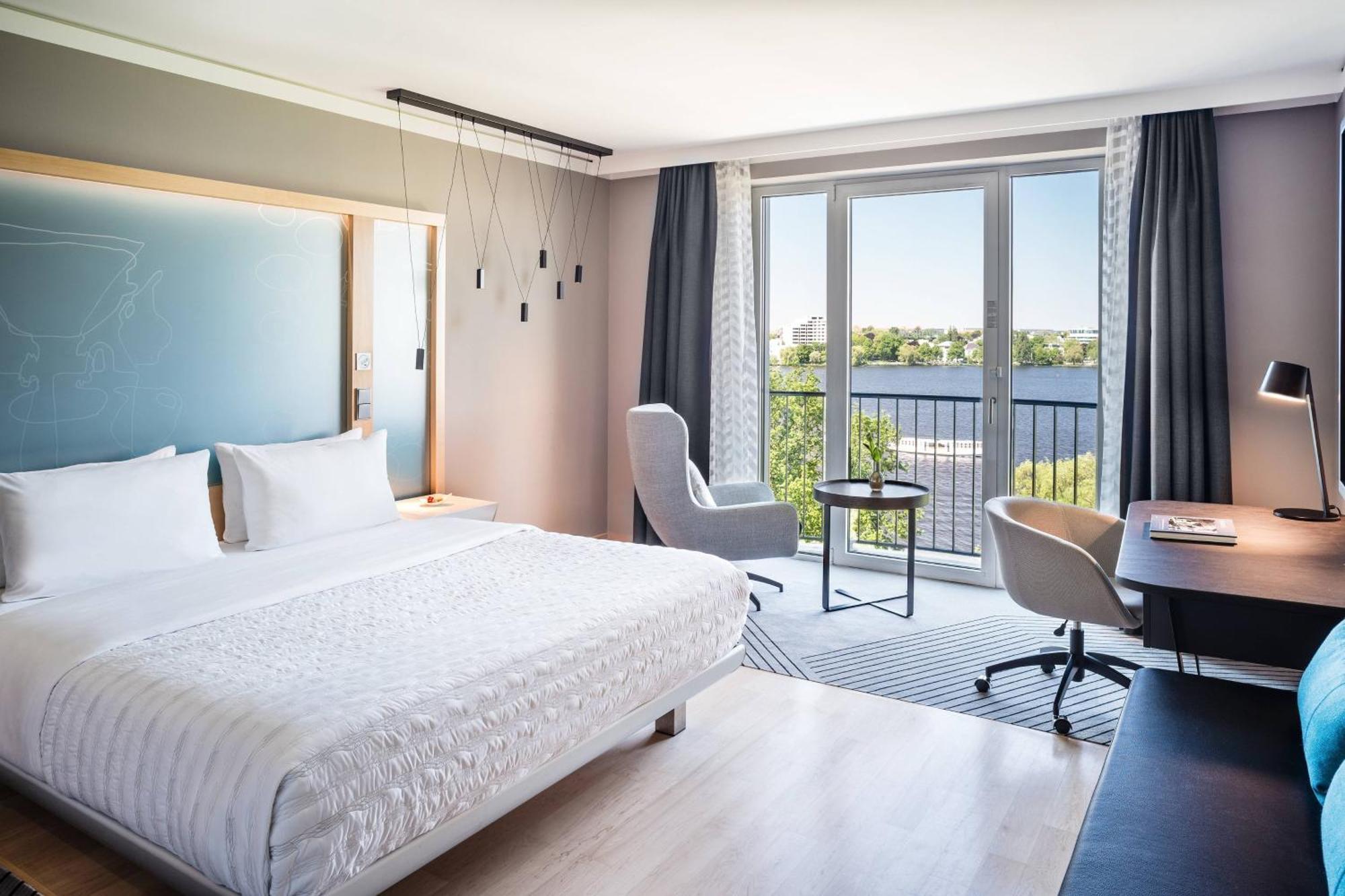 汉堡艾美酒店 外观 照片 A room at the hotel