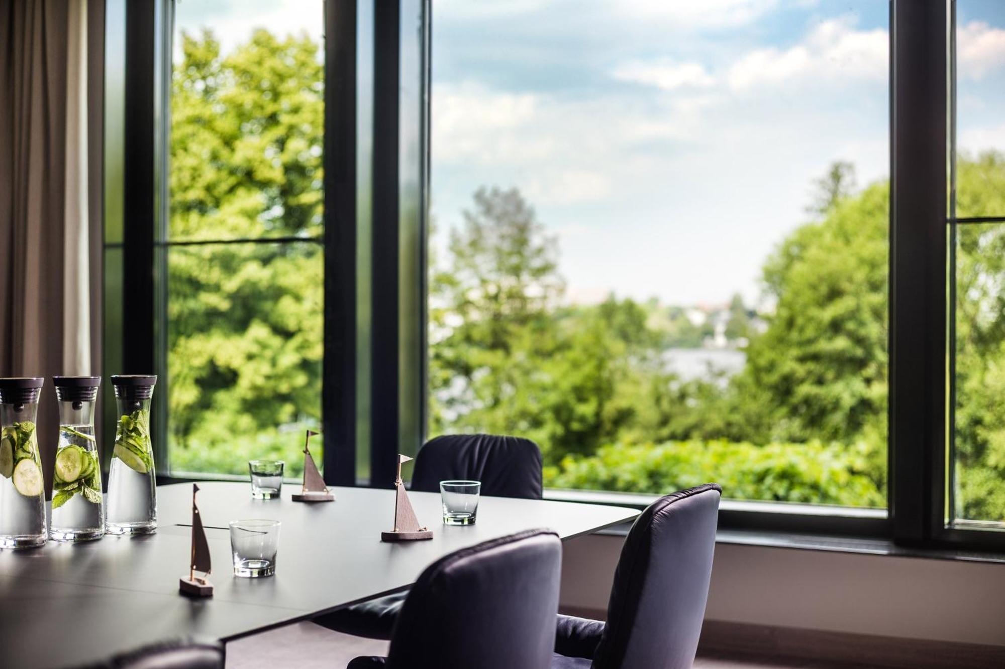 汉堡艾美酒店 外观 照片 Meeting room