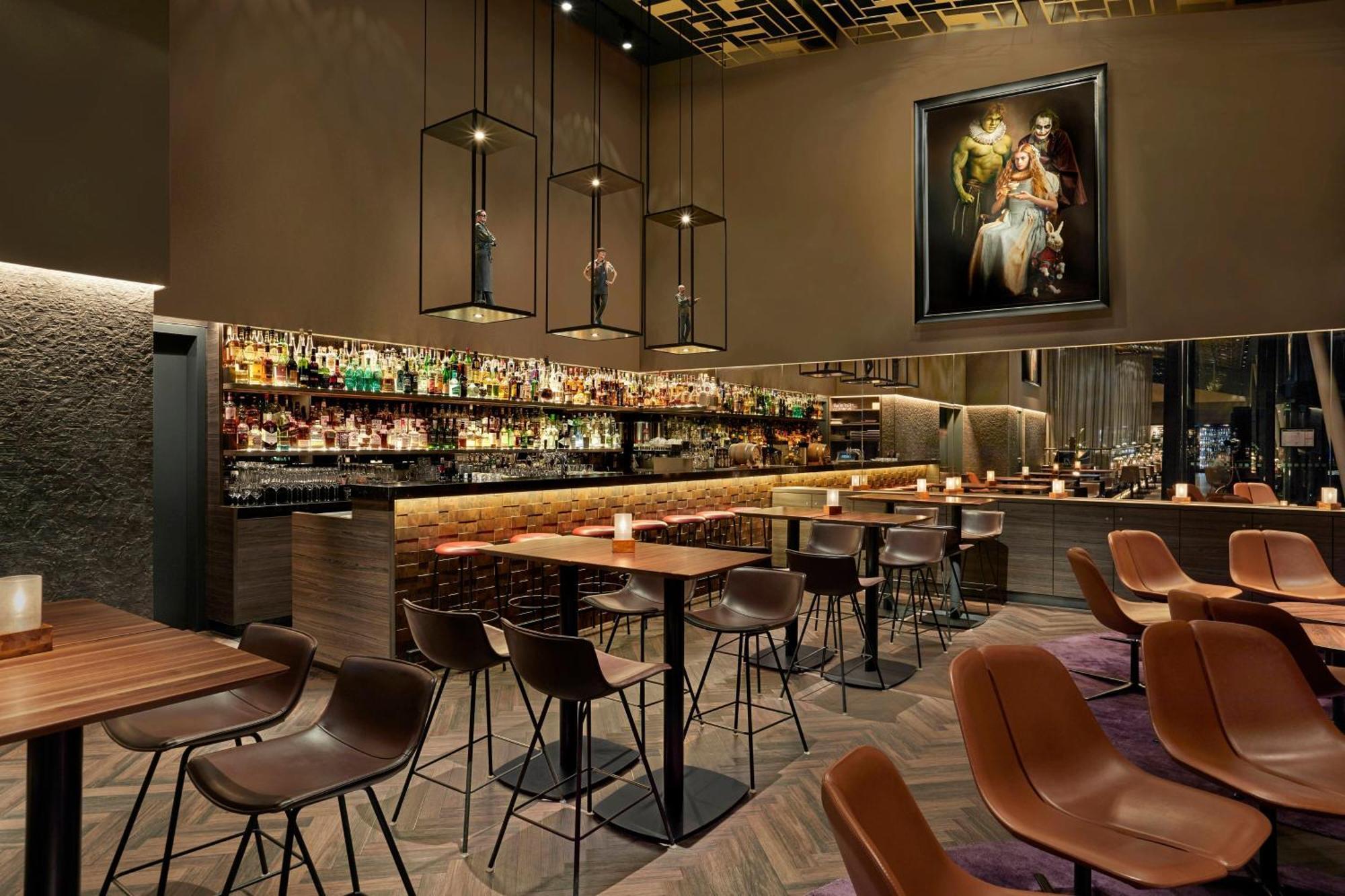 汉堡艾美酒店 外观 照片 The bar at the London Edition