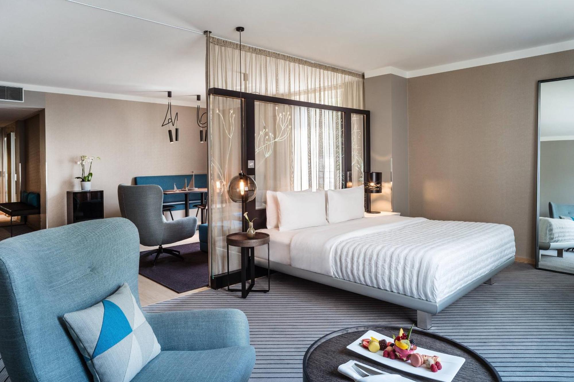 汉堡艾美酒店 外观 照片 A room at the hotel