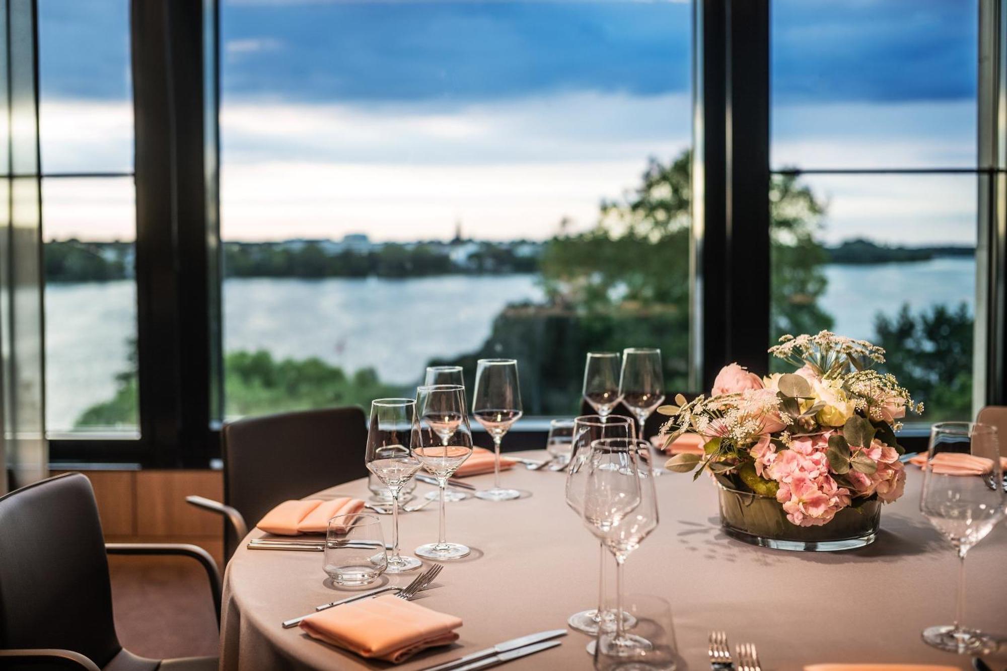 汉堡艾美酒店 外观 照片 The River Room